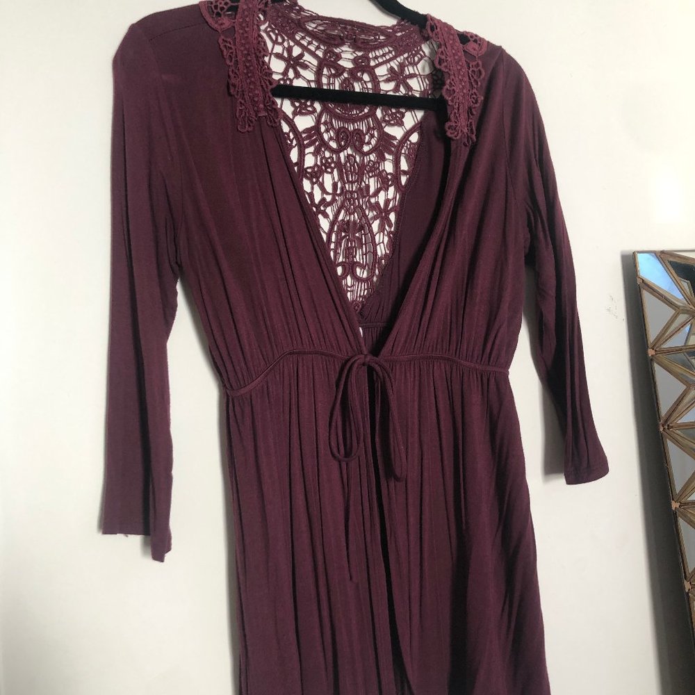 CROCHET BACK CRANBERRY CARDIGAN SIZE M 3/4 SLEEVE